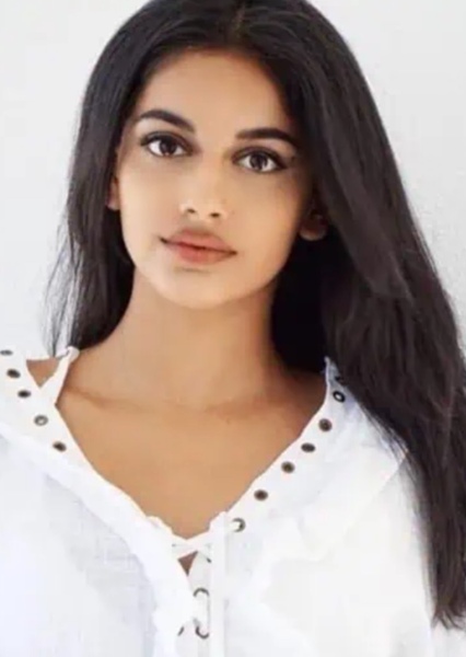Banita Sandhu photo