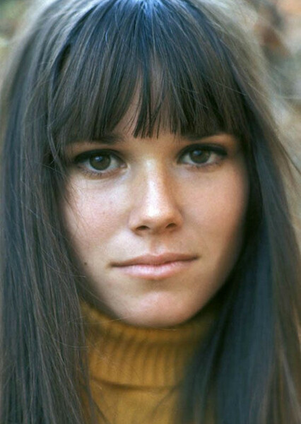 Barbara Hershey photo