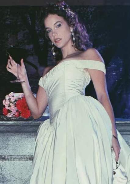 Barbara Palvin photo