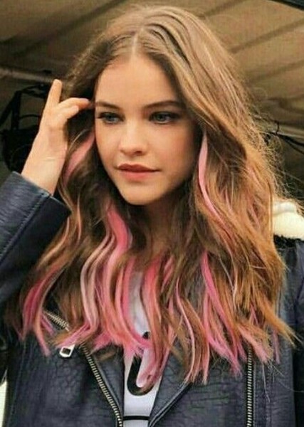 Barbara Palvin photo