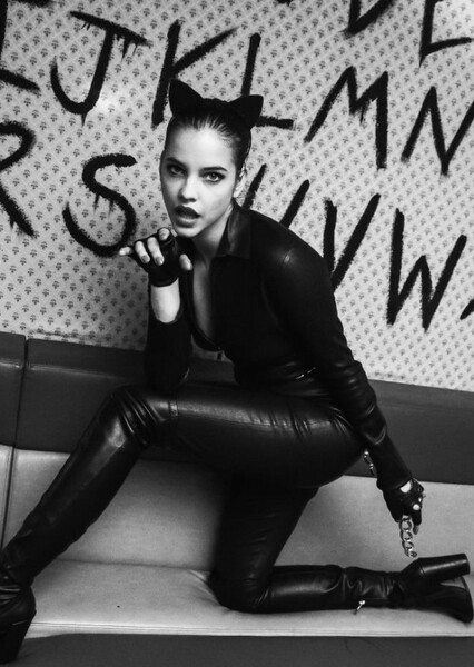 Barbara Palvin photo