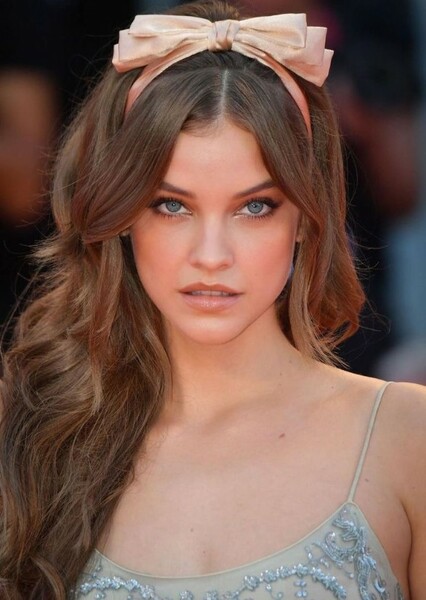 Barbara Palvin photo