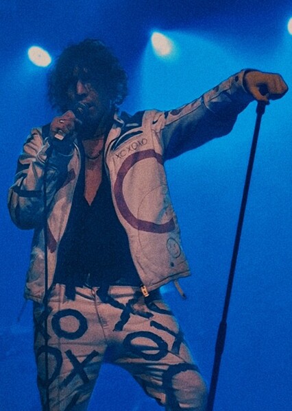 Barns Courtney photo