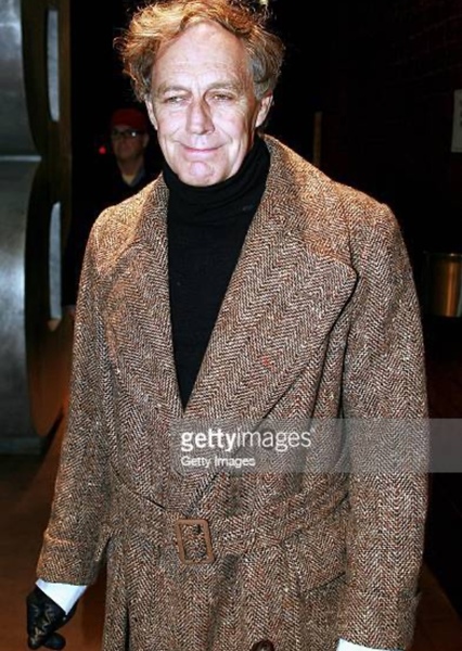 Barry Otto photo