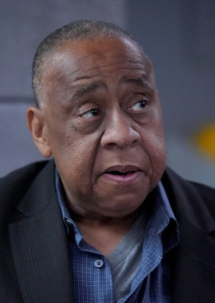 Barry Shabaka Henley photo