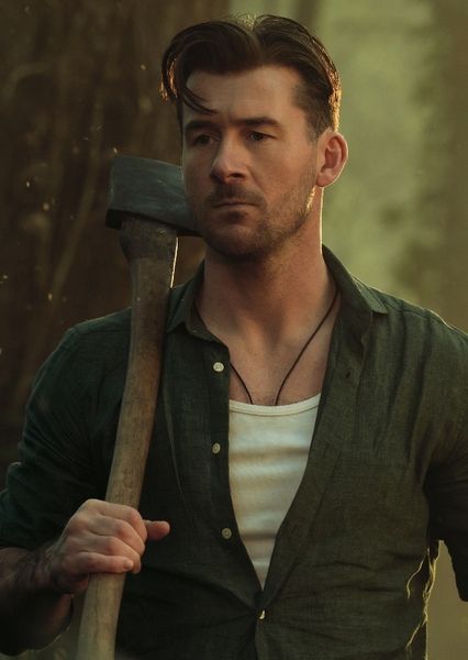 Barry Sloane photo