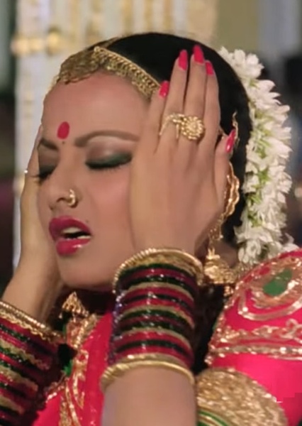 Basanti (Suhaag) photo