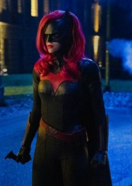 Batwoman (Arrowverse) photo