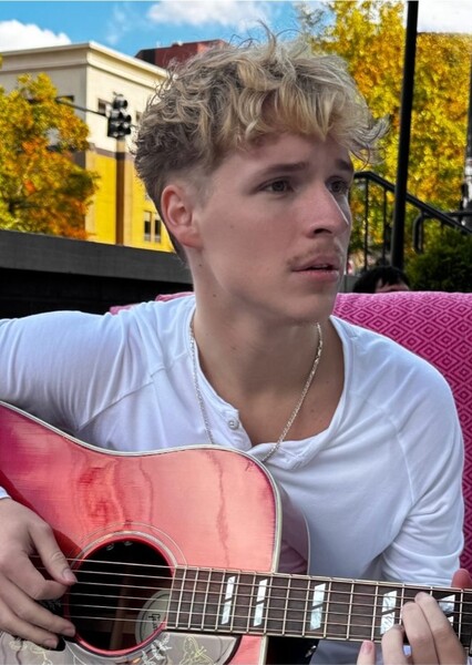 Baylee Littrell