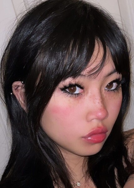 Beabadoobee photo