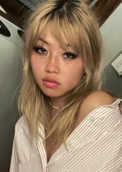 Beabadooobee photo