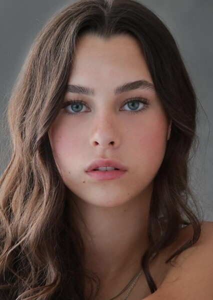 Beau Gadsdon photo