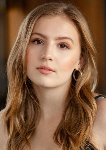 Bebe Wood photo