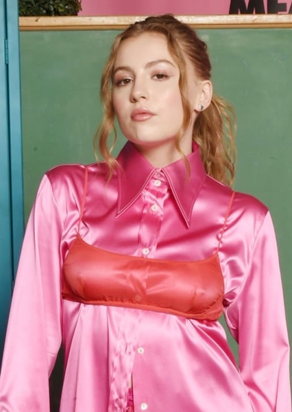 Bebe Wood photo