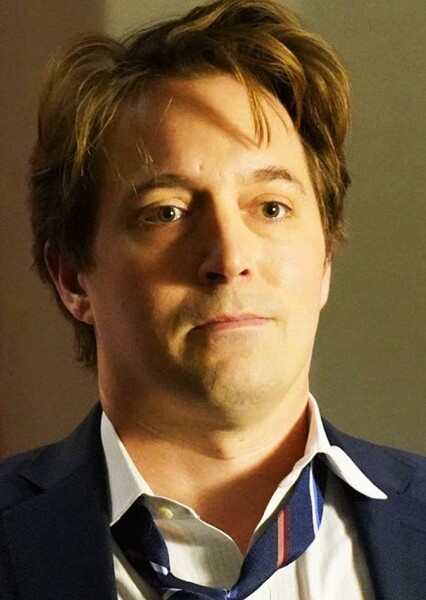 Beck Bennett photo