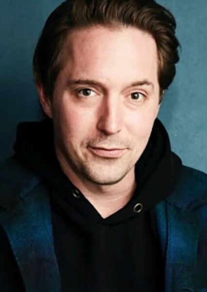 Beck Bennett photo