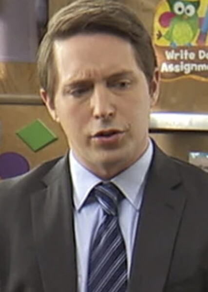 Beck Bennett photo