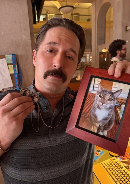 Beck Bennett photo