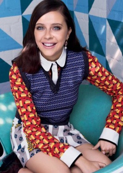 Bel Powley photo