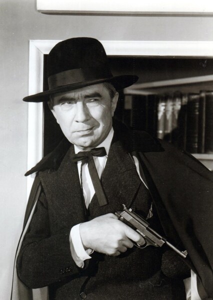 Bela Lugosi photo