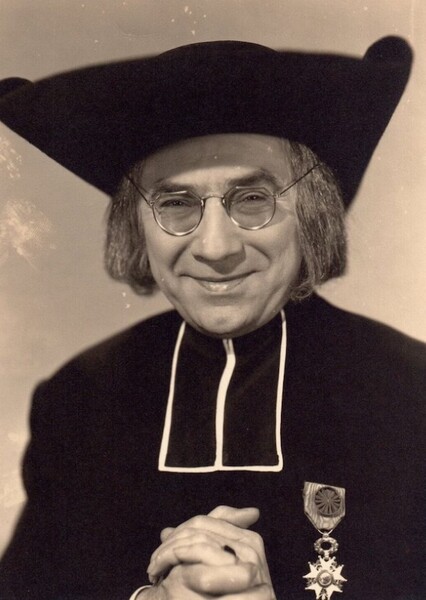 Bela Lugosi photo
