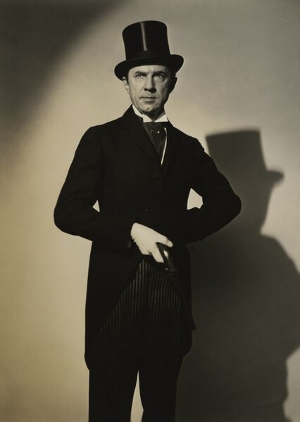 Bela Lugosi photo
