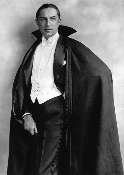 Bela Lugosi photo