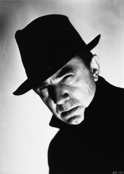 Bela Lugosi photo