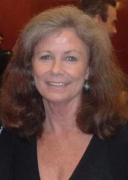 Belinda Balaski photo