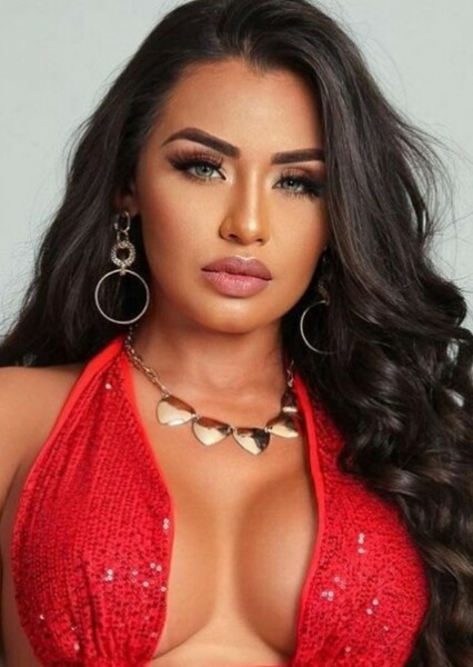 Bella Araújo photo