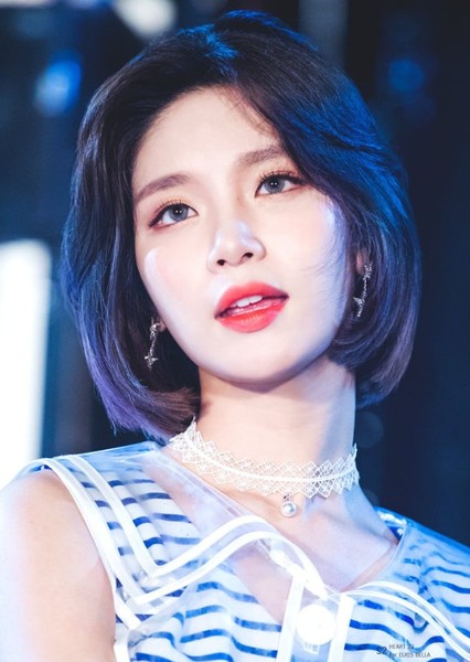 Bella (Choi Yoona) photo