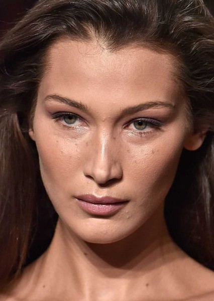 Bella Hadid photo