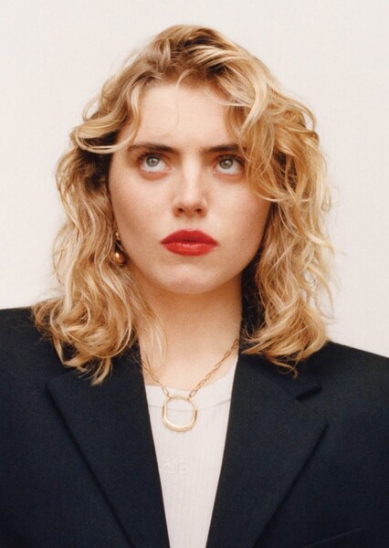 Bella Maclean photo