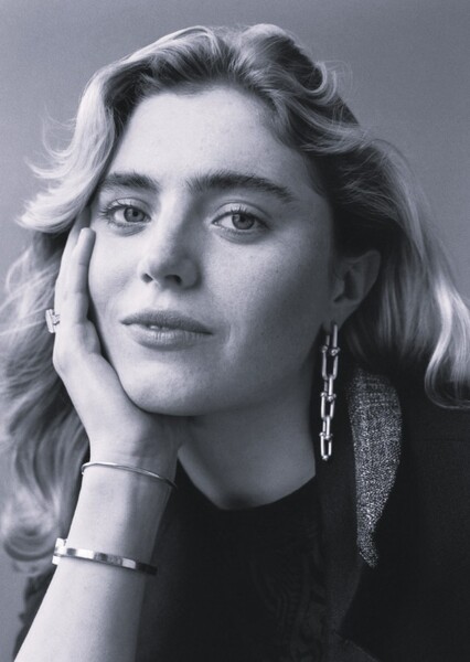 Bella Maclean photo