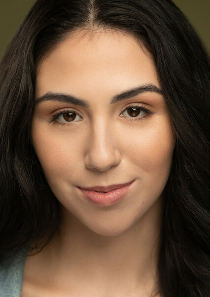 Bella Maxwell photo