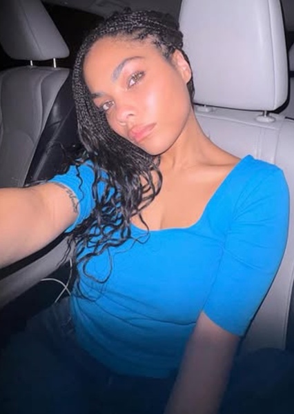 Bella Murphy photo
