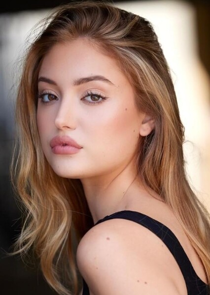 Bella Podaras photo