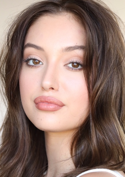 Bella Podaras