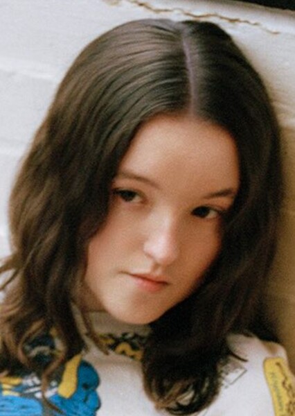 Bella Ramsey photo