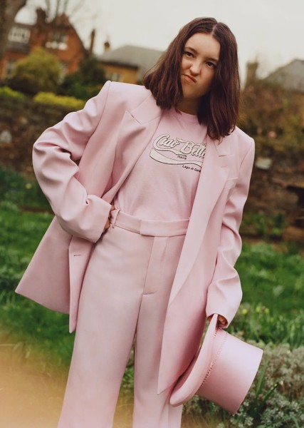 Bella Ramsey photo