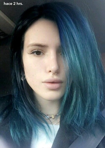 Bella Thorne photo