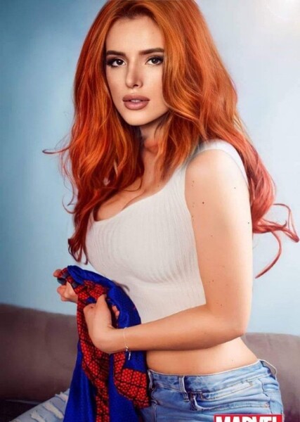 Bella Thorne photo