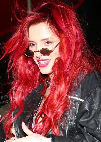 Bella Thorne photo