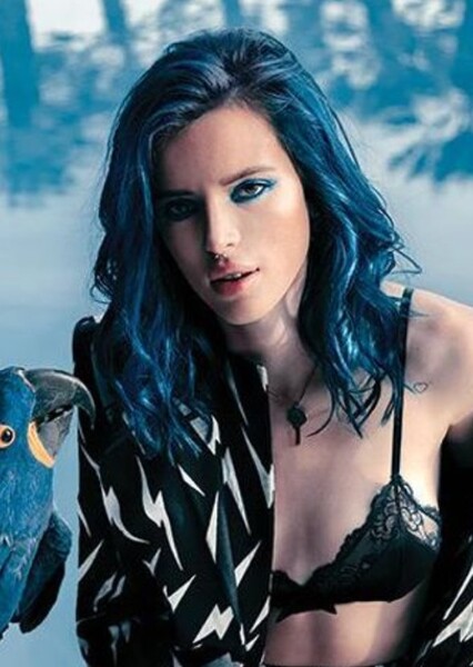 Bella Thorne photo