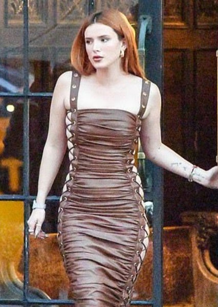 Bella Thorne photo