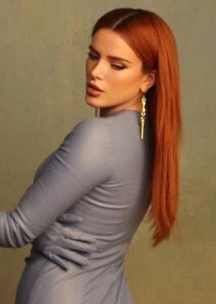 Bella Thorne photo