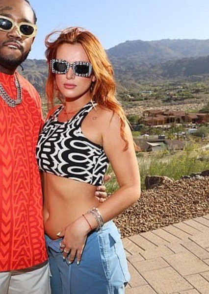 Bella Thorne photo