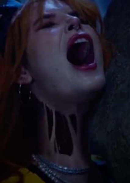 Bella Thorne photo