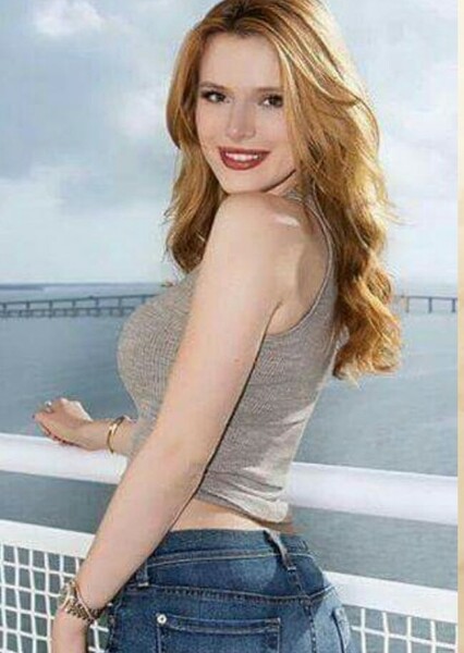Bella Thorne photo