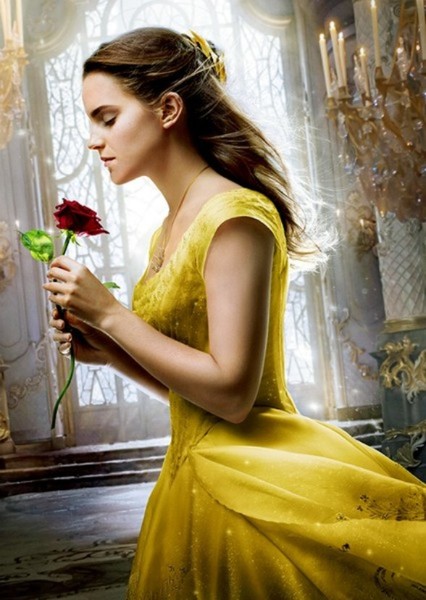 Belle (Emma Watson) photo